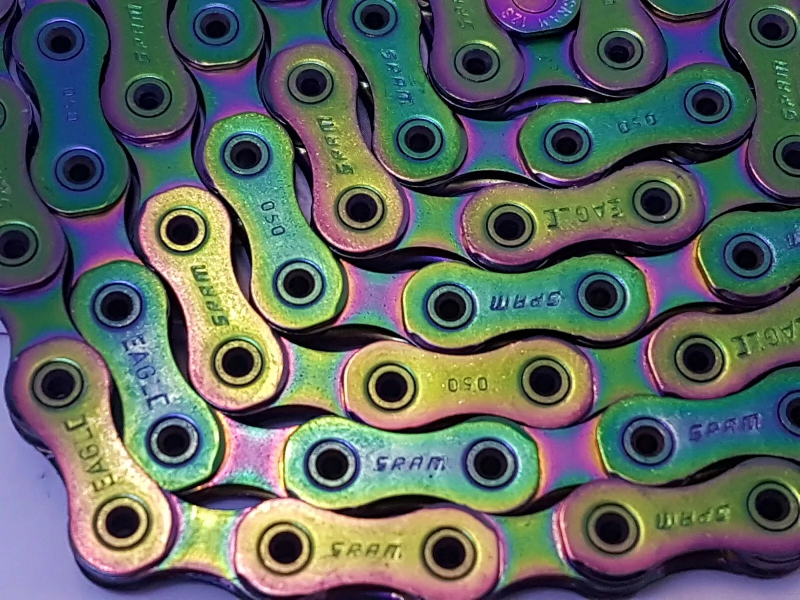 SRAM Eagle XX1 12 speed Chain Hollow Pin 126 Links - Gold Rainbow Black Copper - Image 10