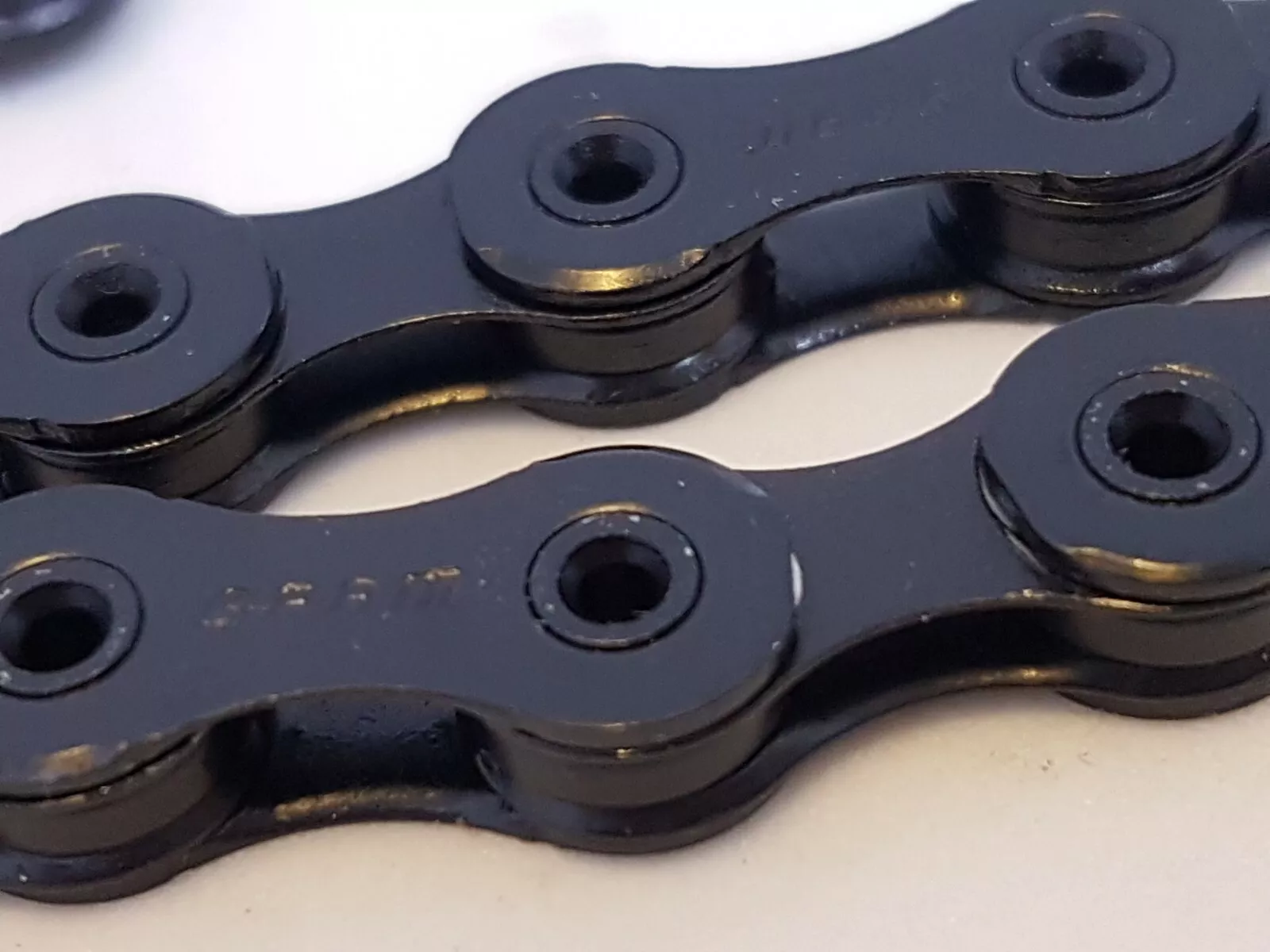 SRAM Eagle XX1 12 speed Chain Hollow Pin 126 Links - Gold Rainbow Black Copper - Image 11