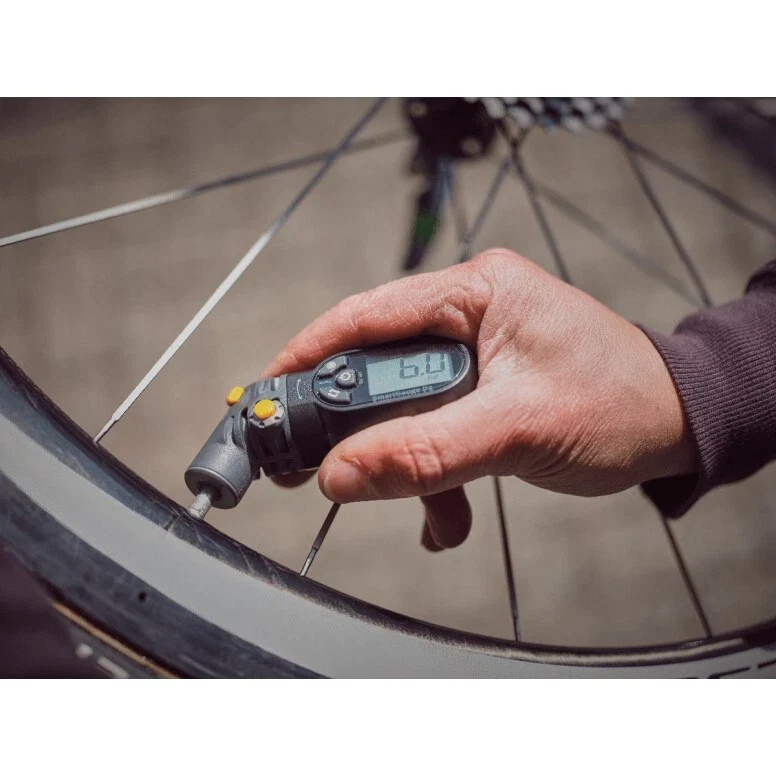 Topeak Smarthead Digital Pressure Gauge D2 - Black - Image 4